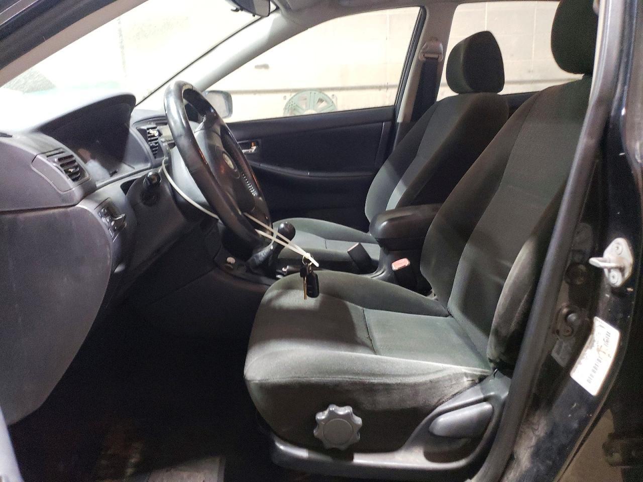 2004 TOYOTA COROLLA