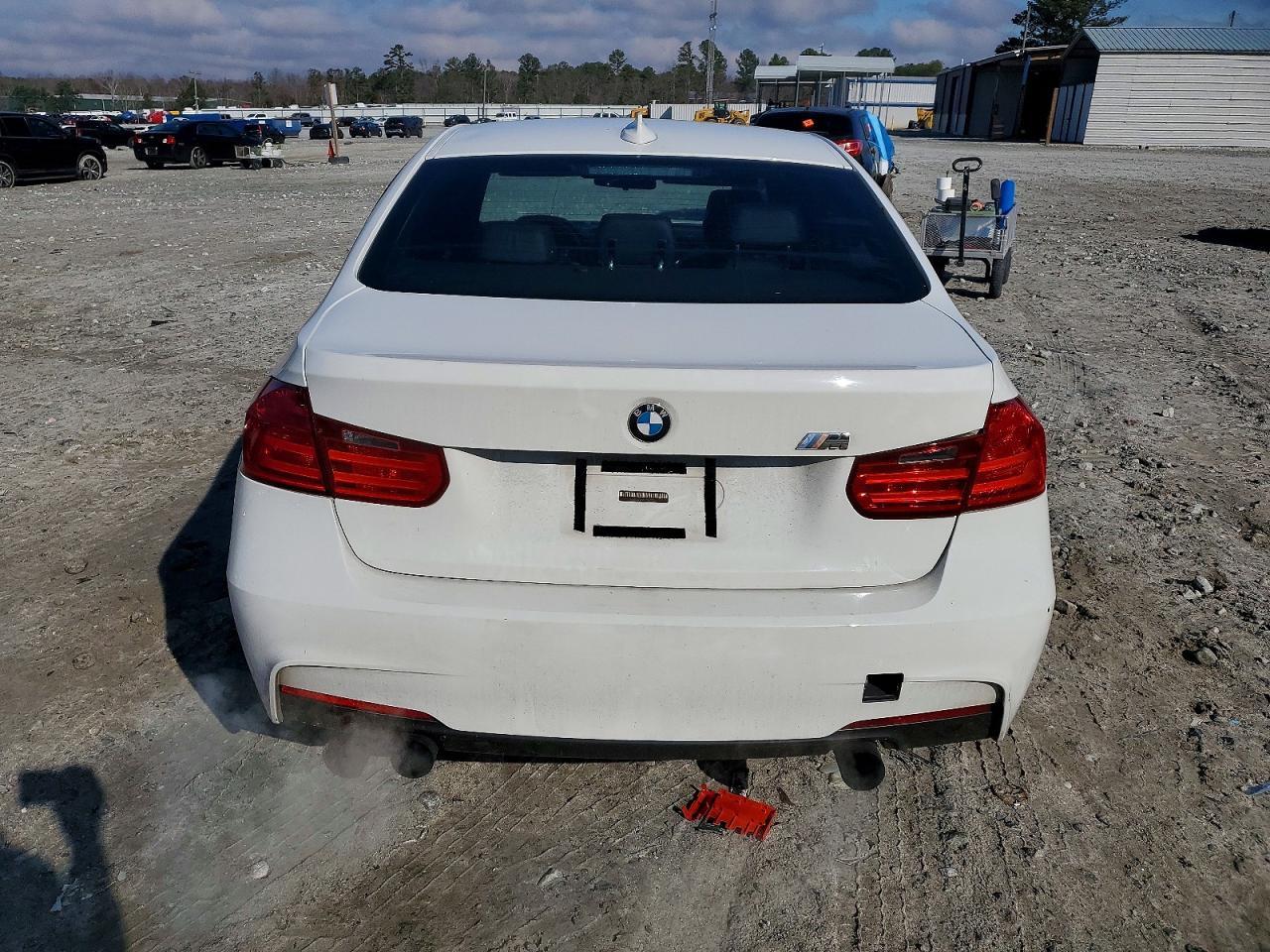 2013 BMW 3 SERIES