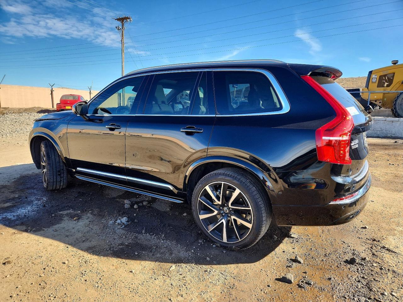 2025 VOLVO XC90