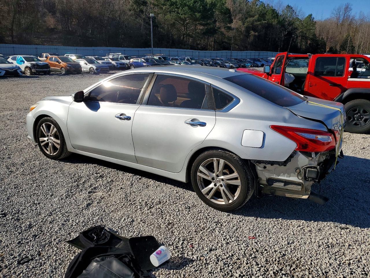 2016 NISSAN ALTIMA