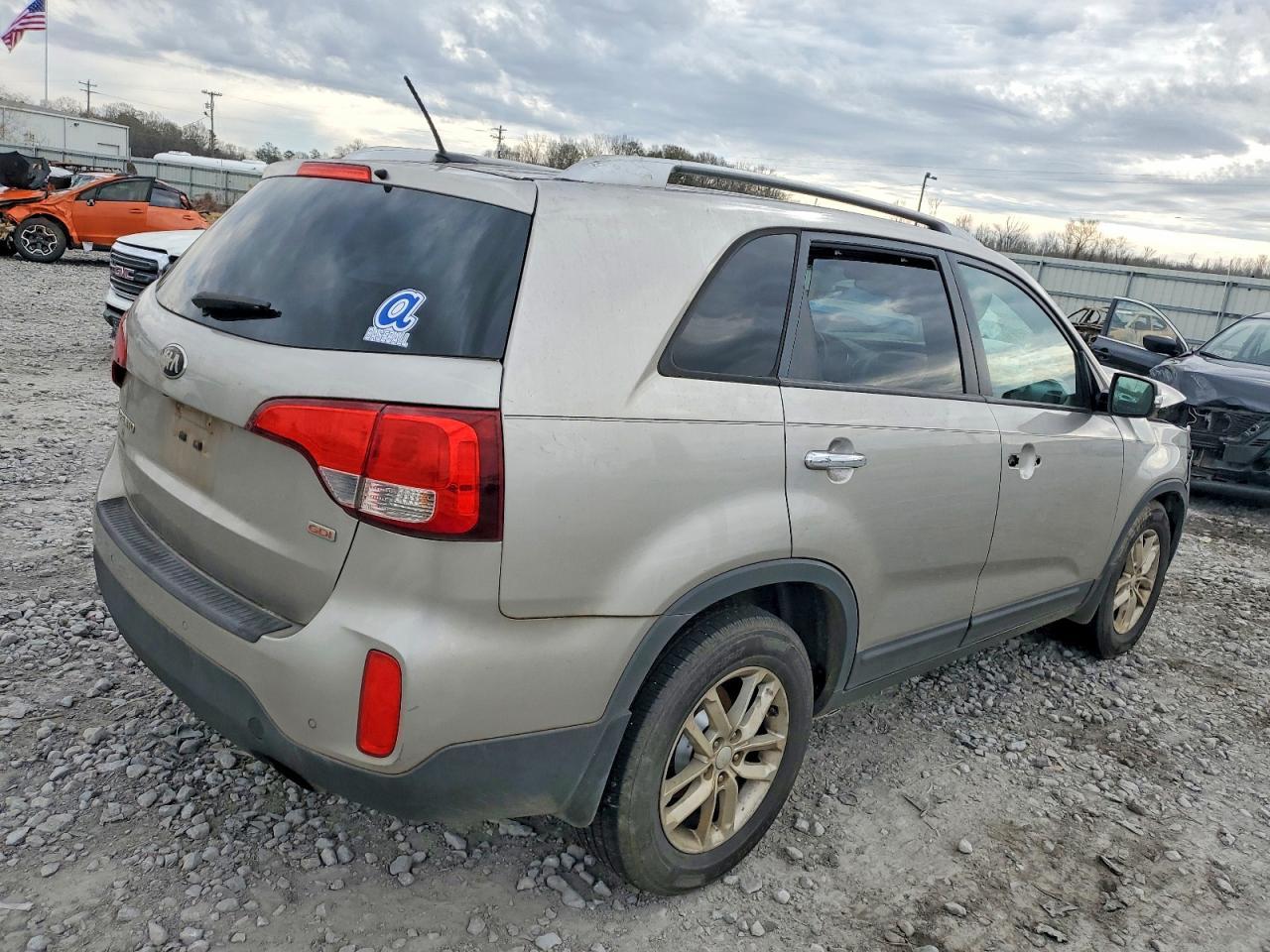 2014 KIA SORENTO