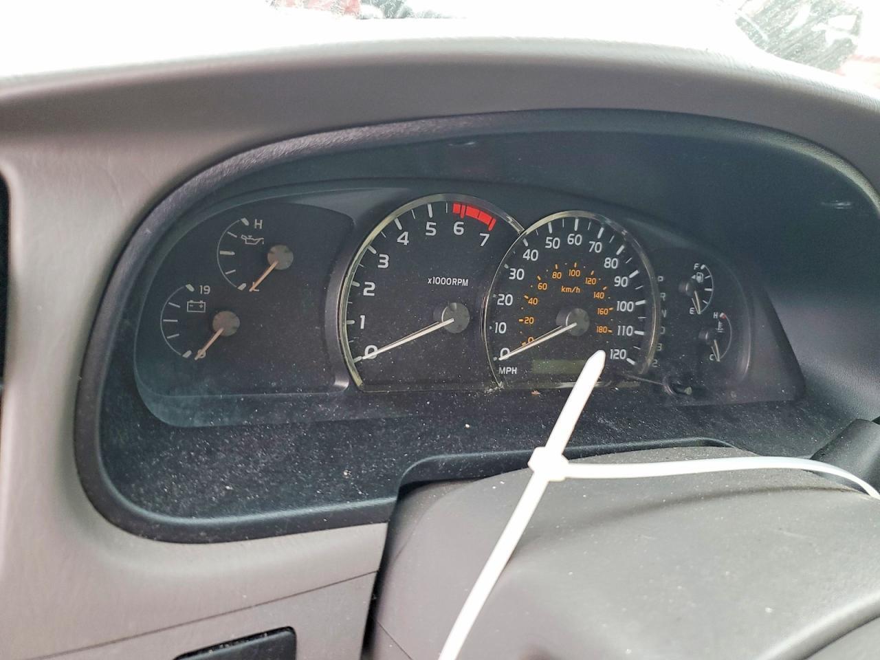 2006 TOYOTA Sequoia