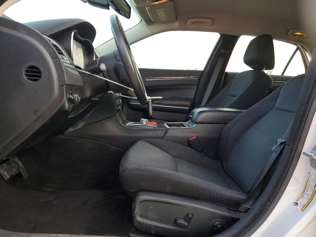 2018 CHRYSLER 300