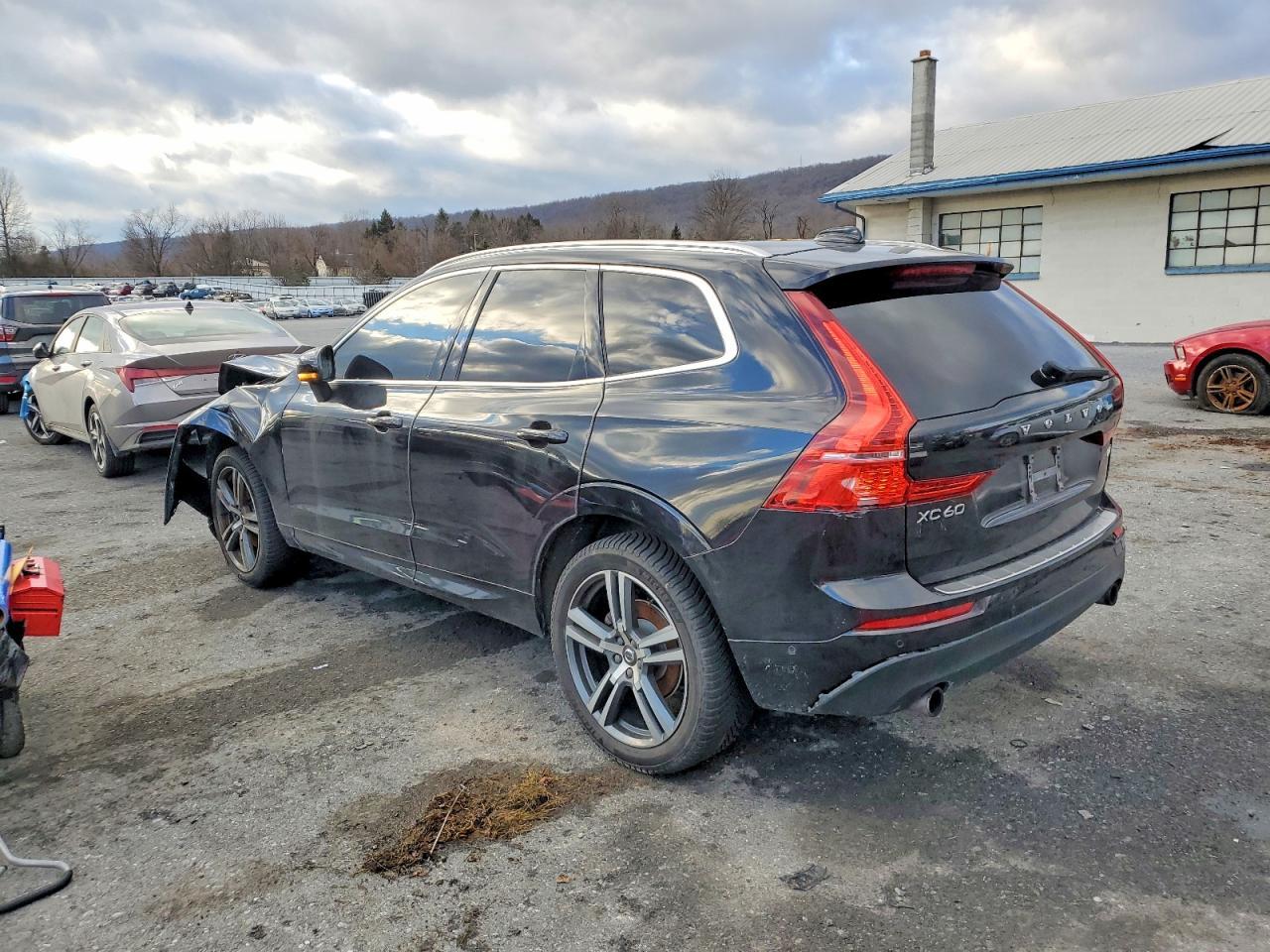 2018 VOLVO XC60