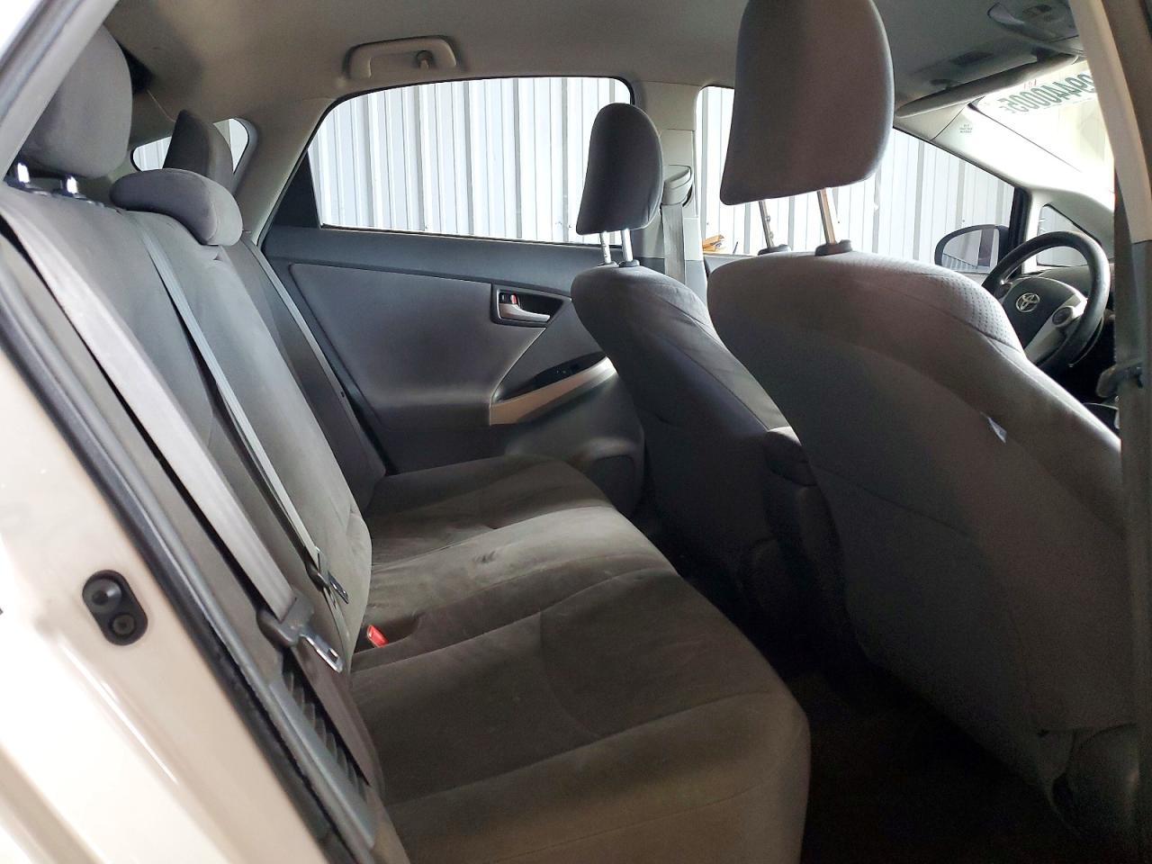 2011 TOYOTA PRIUS