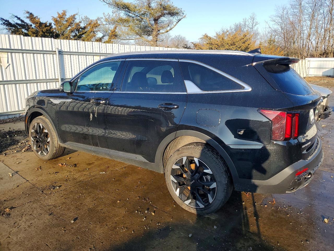 2025 KIA SORENTO