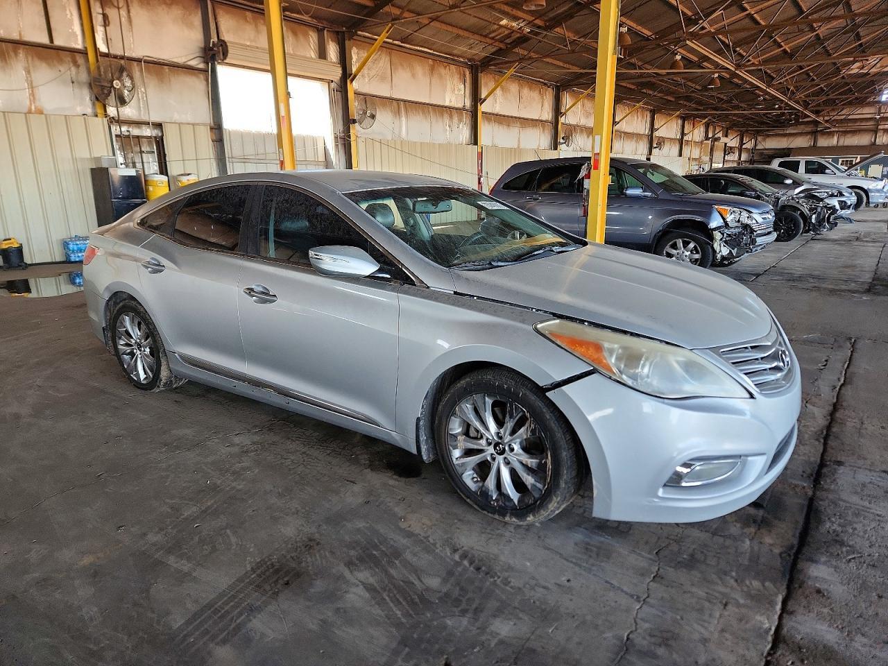 2013 HYUNDAI Azera