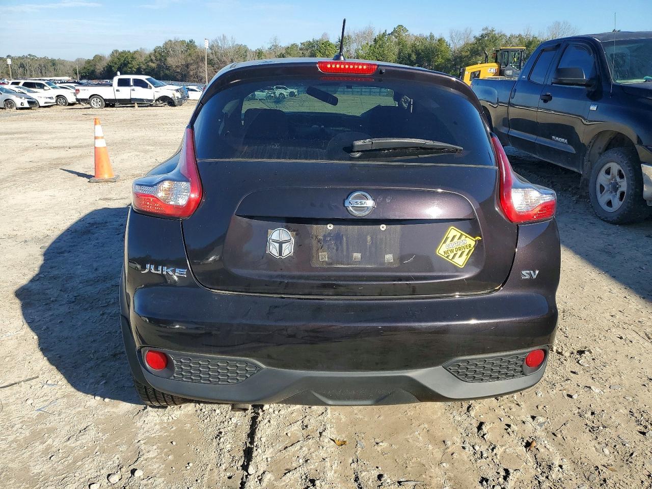 2016 NISSAN Juke