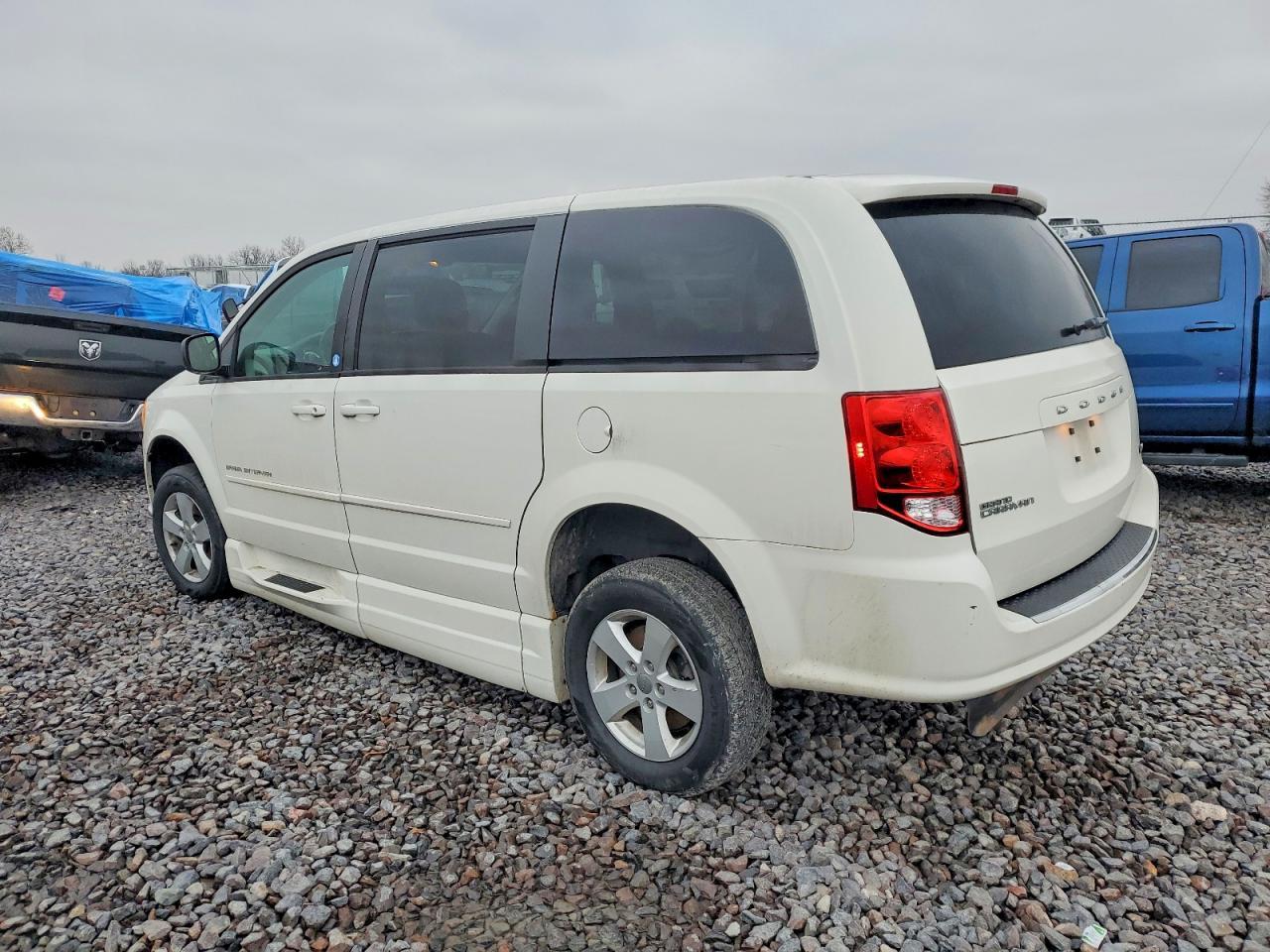 2013 DODGE GRAND CARAVAN