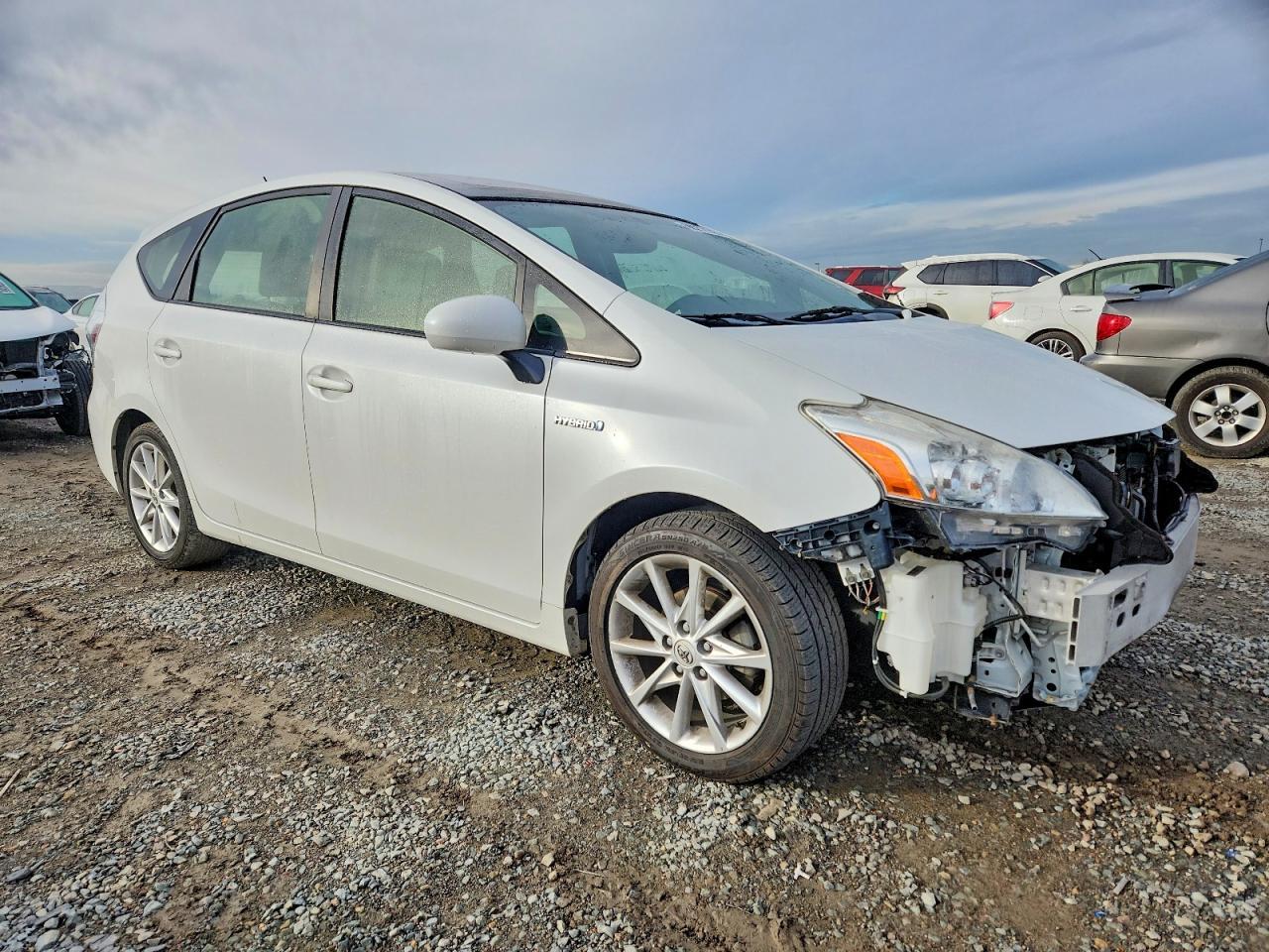 2014 TOYOTA PRIUS V