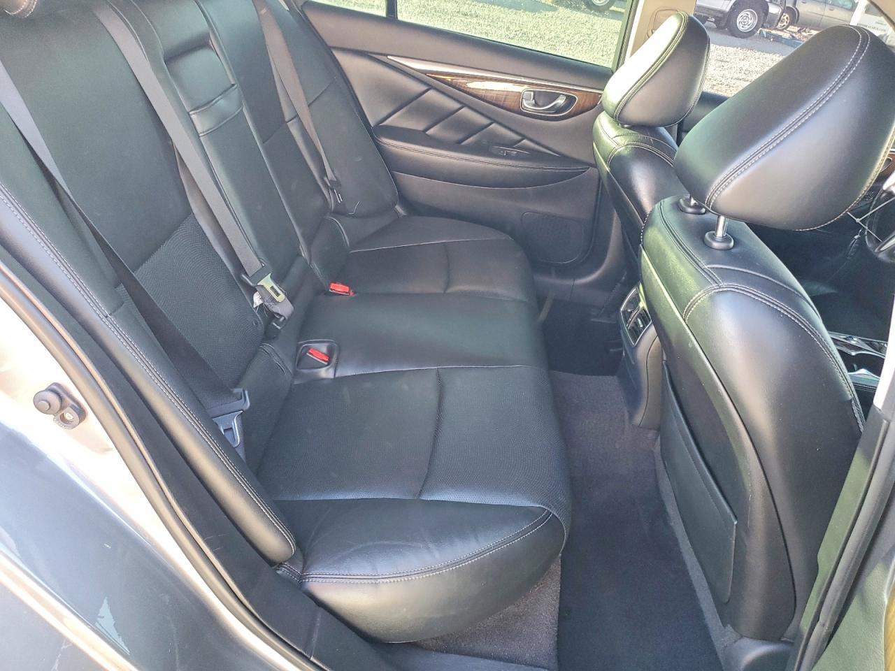 2014 INFINITI Q50