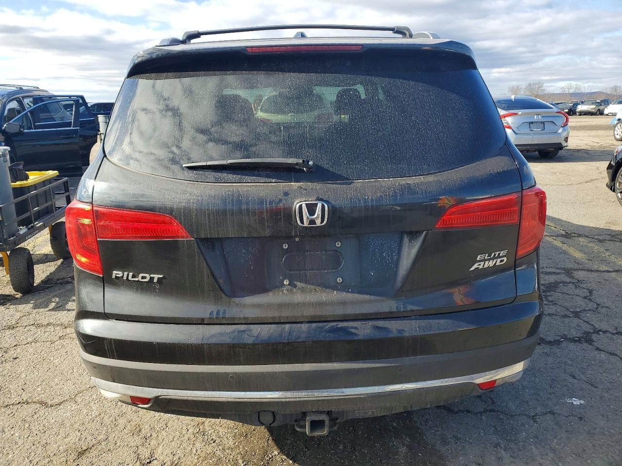 2016 HONDA PILOT