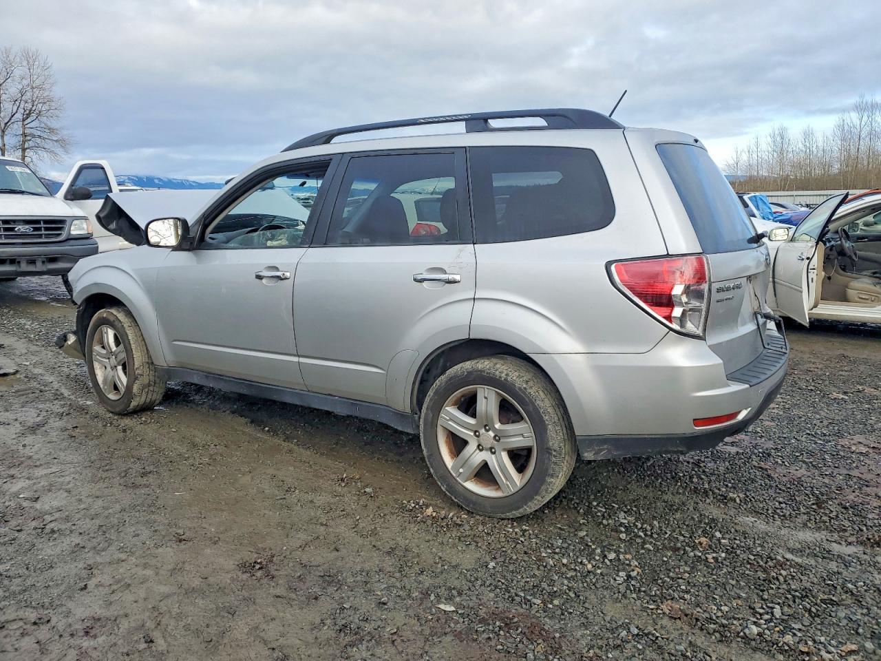 2010 SUBARU FORESTER