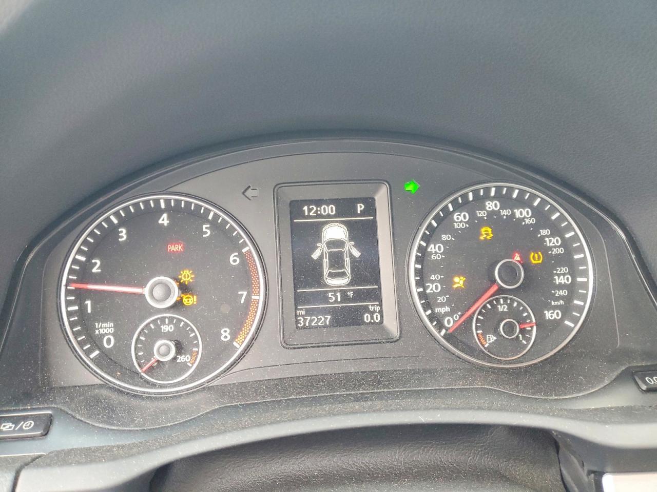 2015 VOLKSWAGEN EOS
