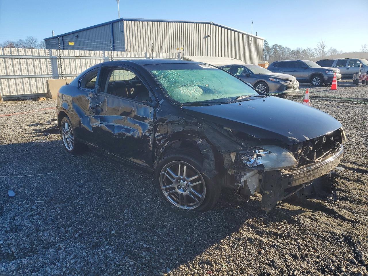 2005 TOYOTA SCION