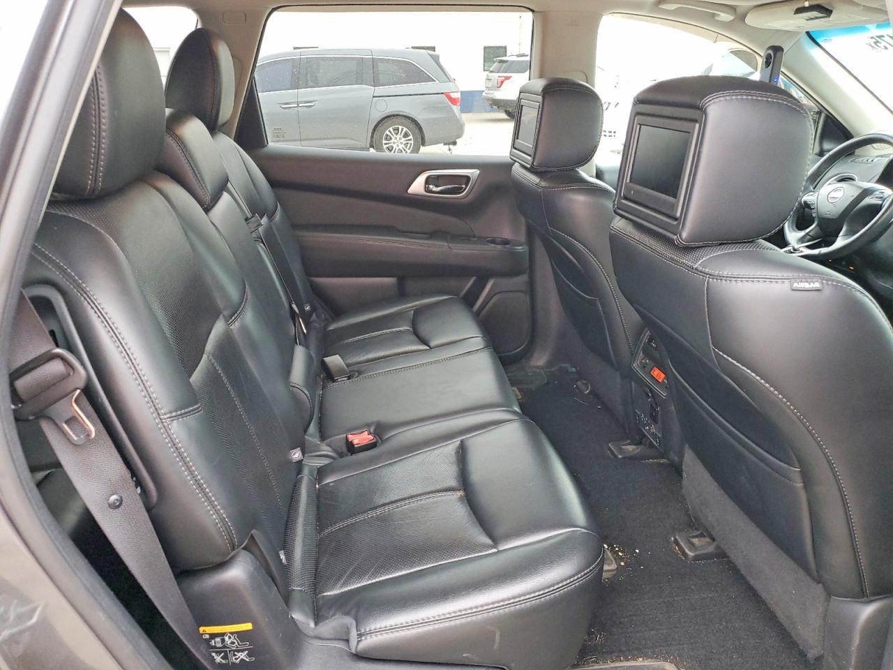 2016 NISSAN PATHFINDER