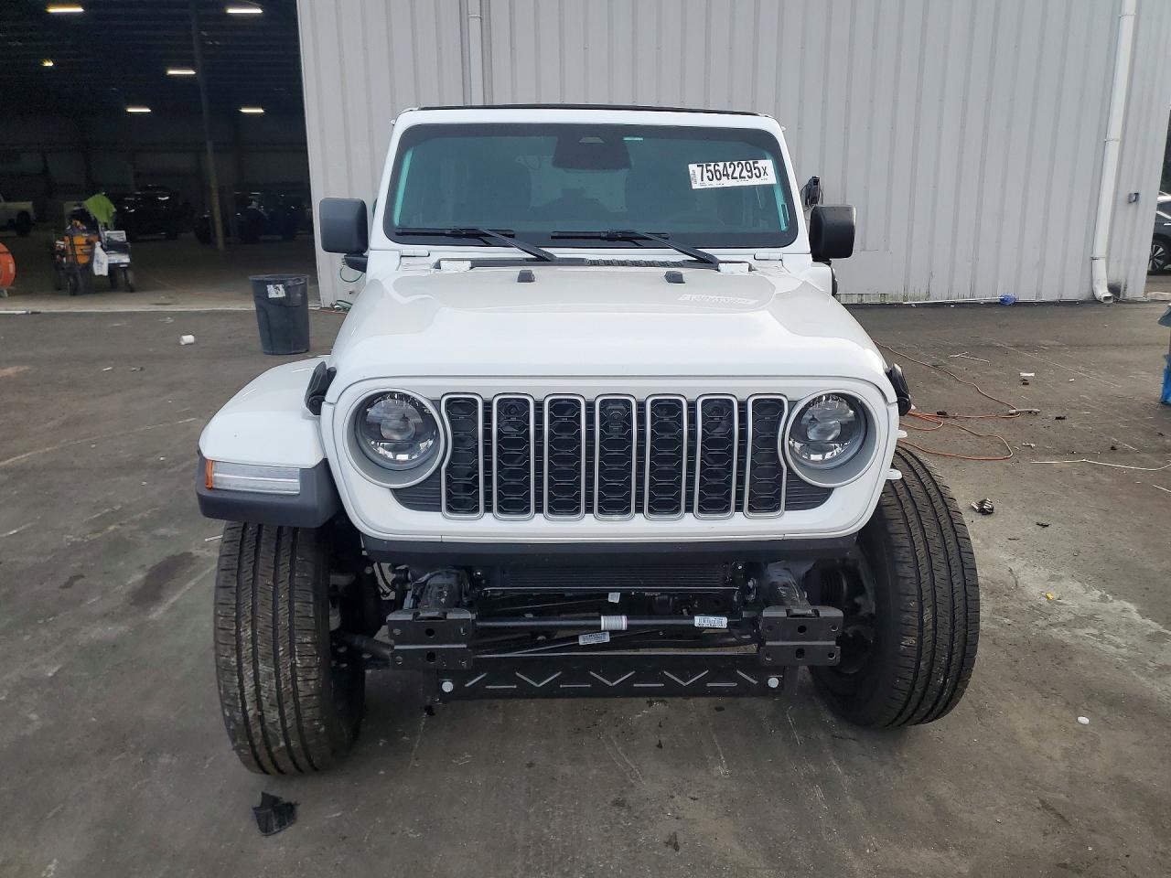 2025 JEEP WRANGLER