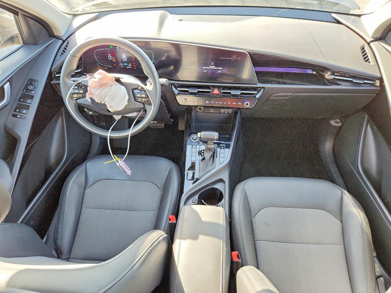 2023 KIA Niro