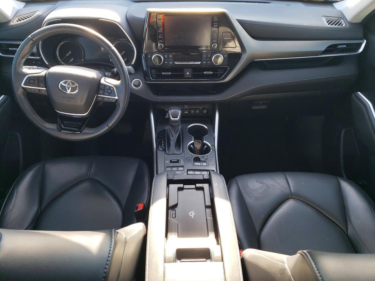 2021 TOYOTA HIGHLANDER