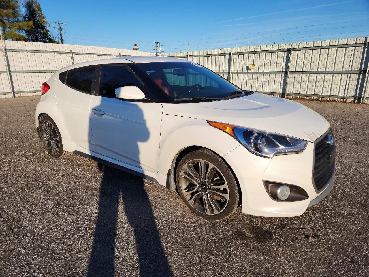 2016 HYUNDAI VELOSTER