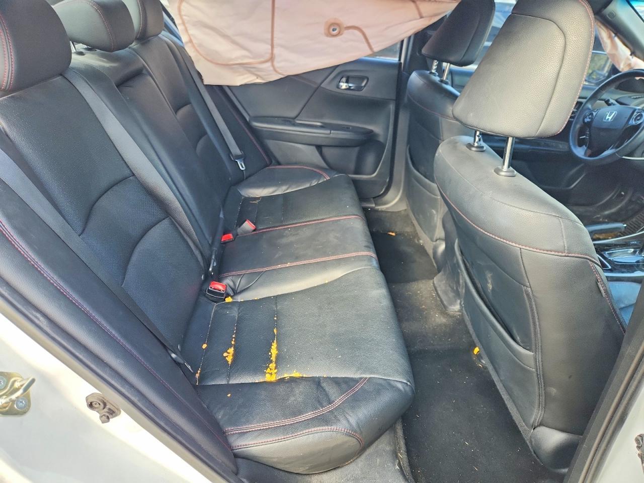 2017 HONDA ACCORD