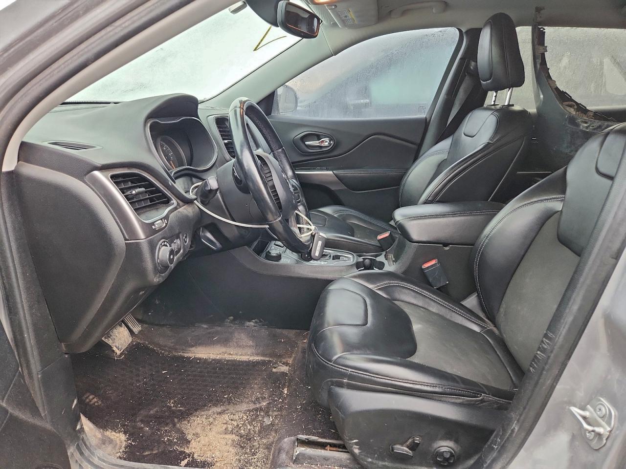 2019 JEEP CHEROKEE