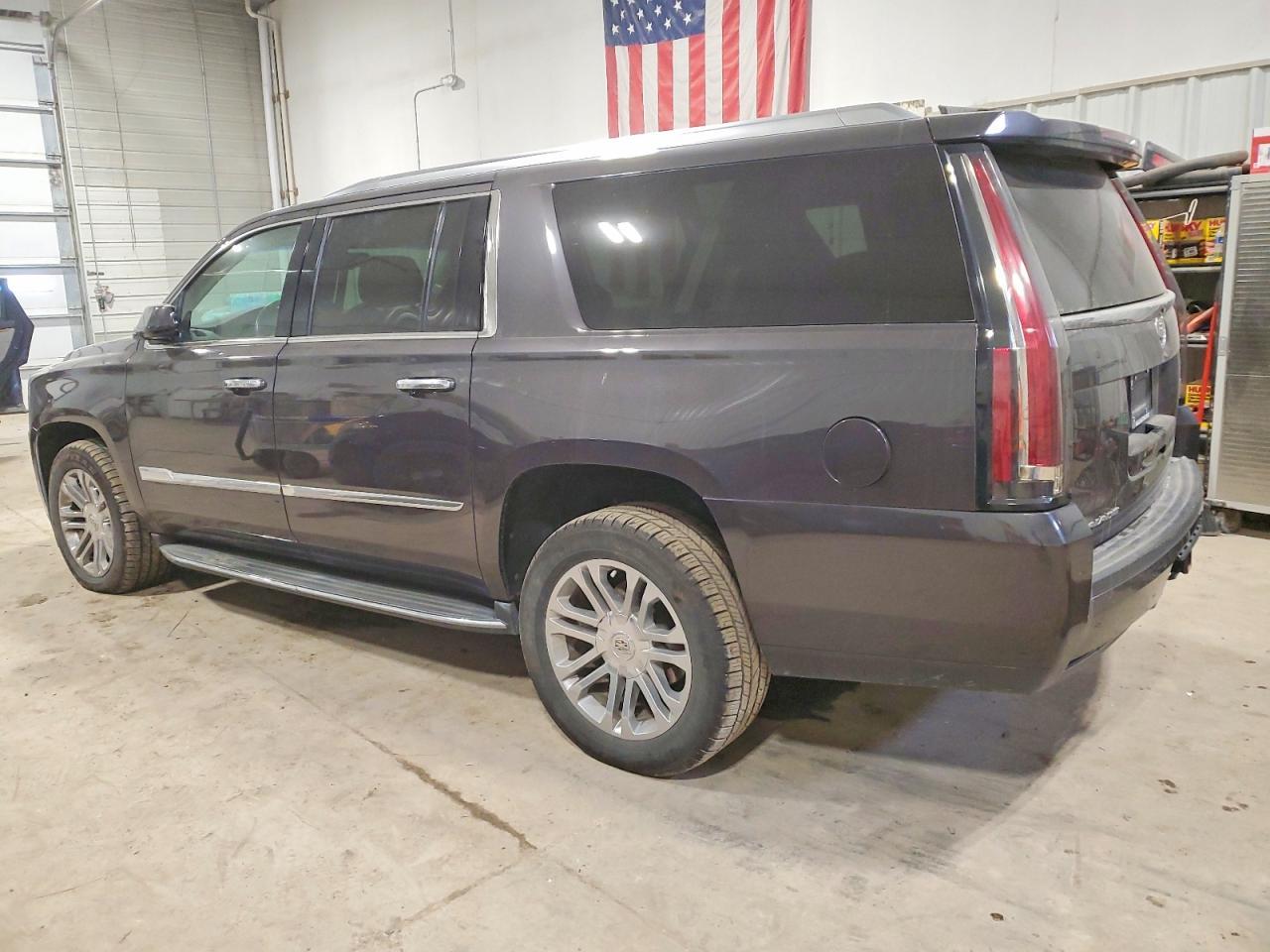 2015 CADILLAC Escalade ESV