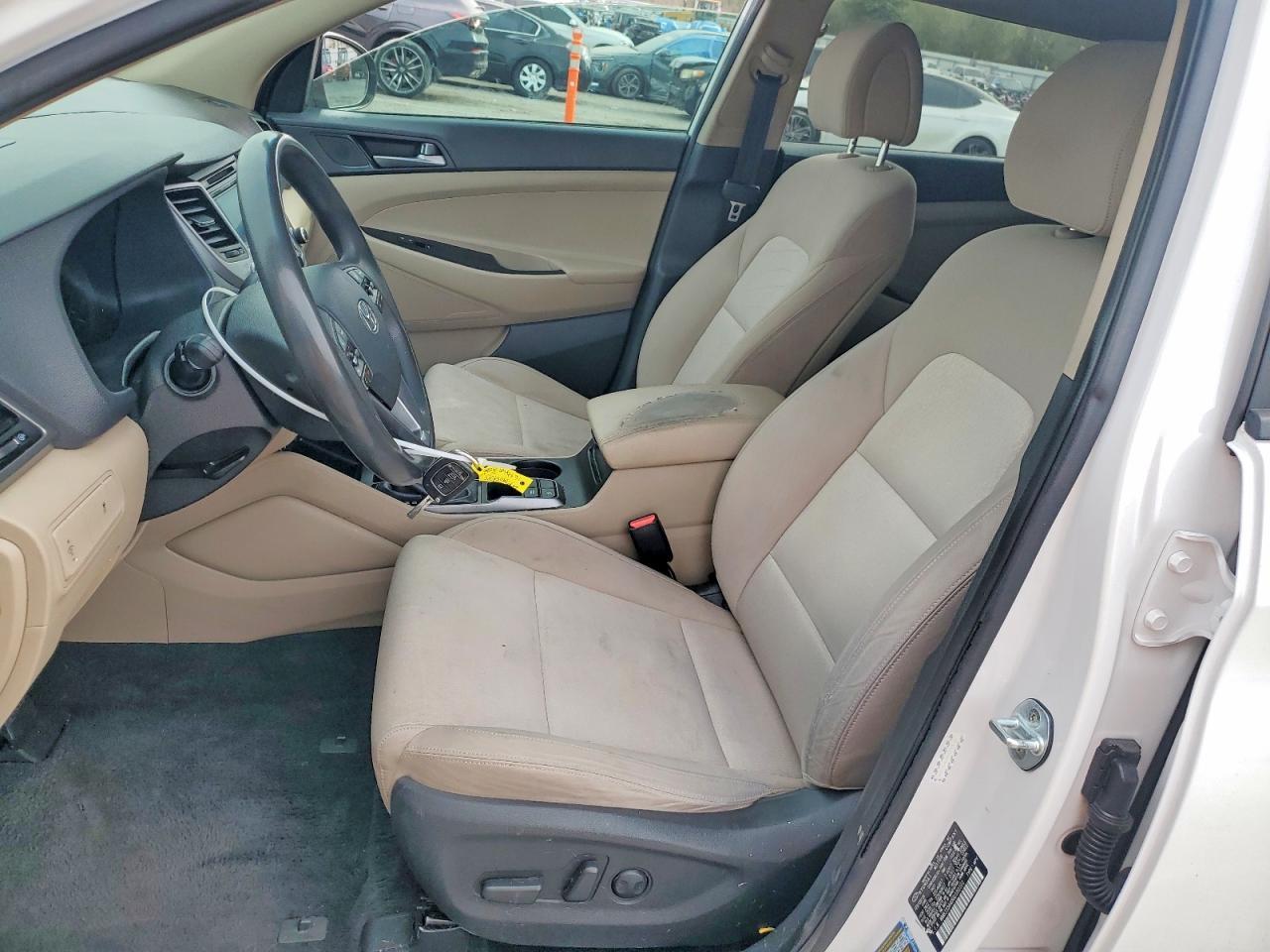 2016 HYUNDAI TUCSON