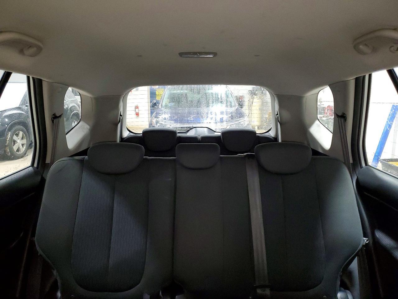 2008 KIA RONDO