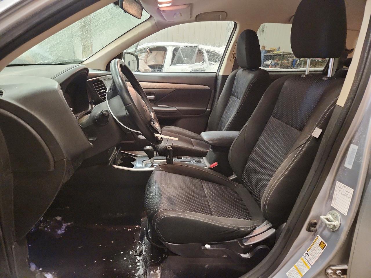 2017 MITSUBISHI outlander