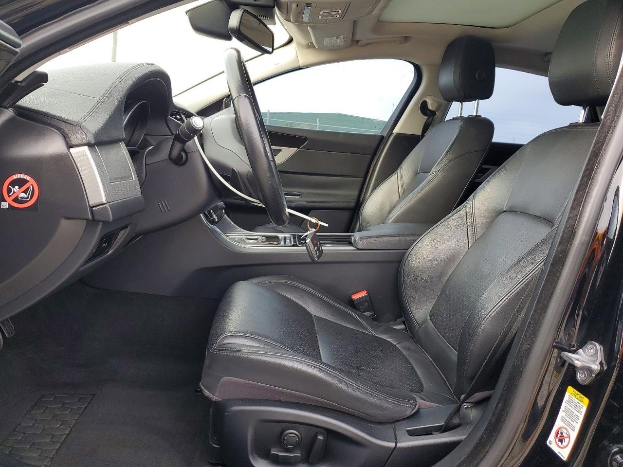 2016 JAGUAR XF