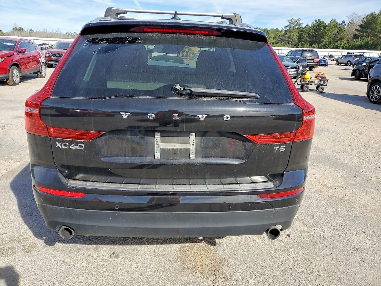 2020 VOLVO XC60