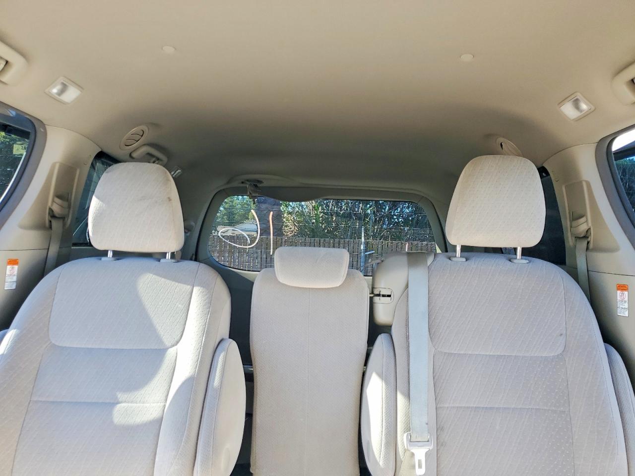 2016 TOYOTA SIENNA