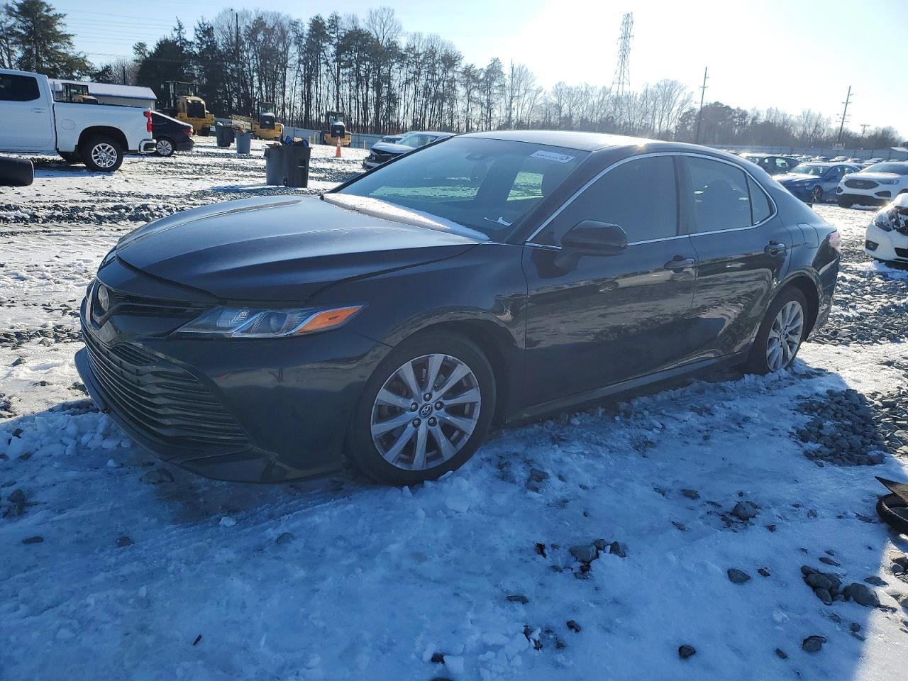 2018 TOYOTA CAMRY