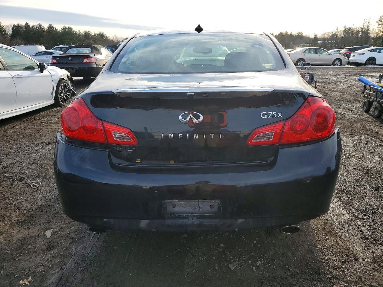2012 INFINITI G25