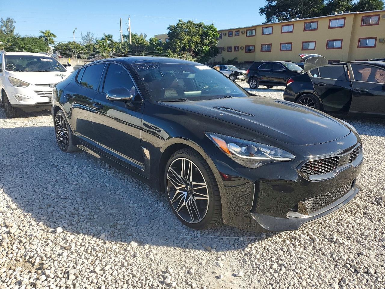 2022 KIA Stinger