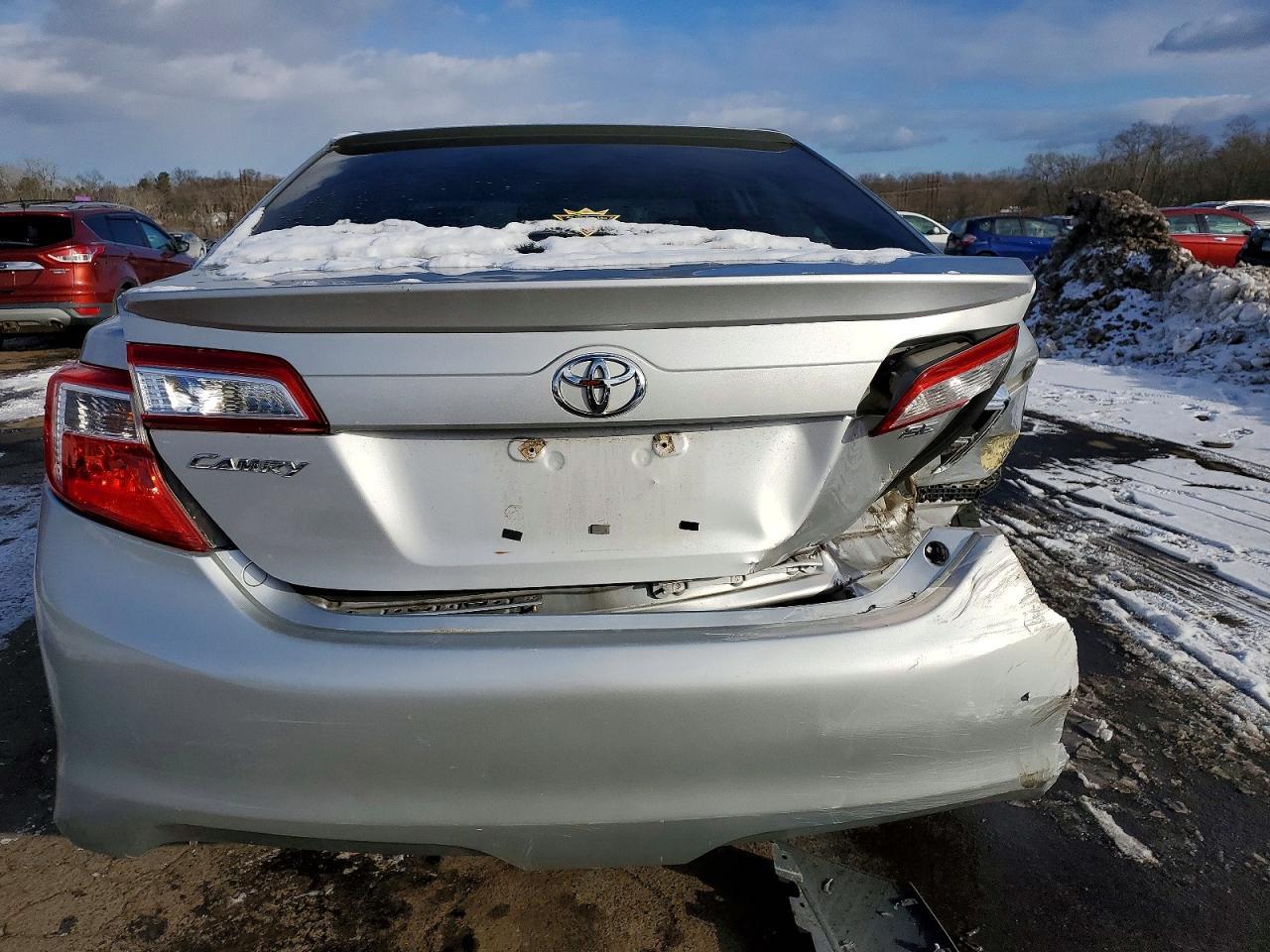 2014 TOYOTA CAMRY
