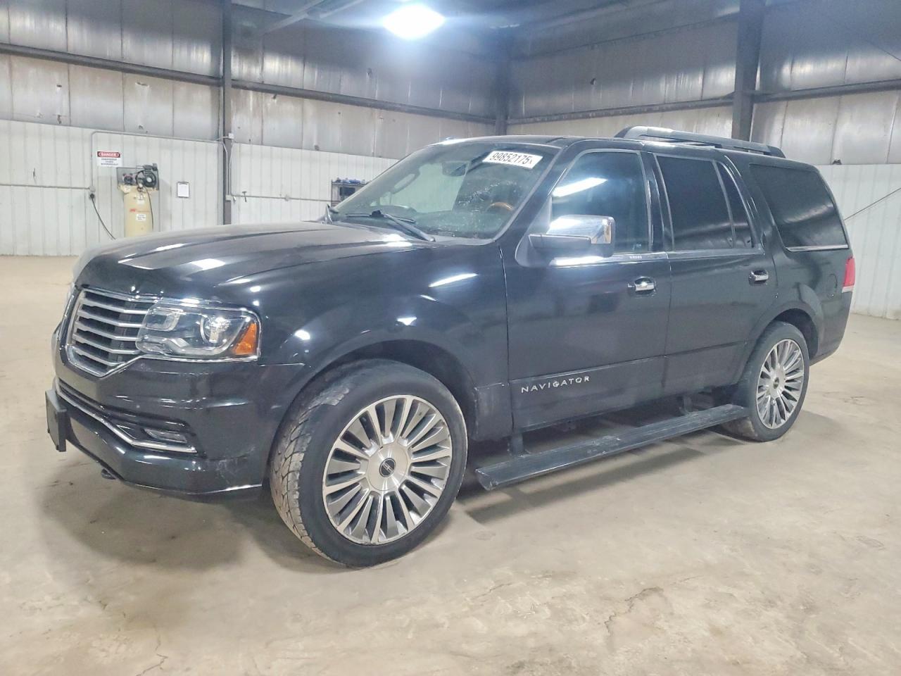 2015 LINCOLN Navigator