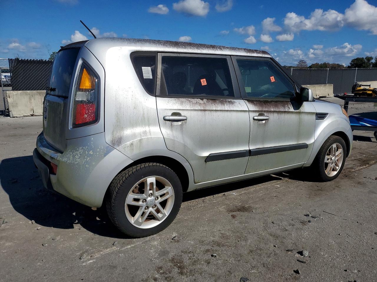 2011 KIA SOUL