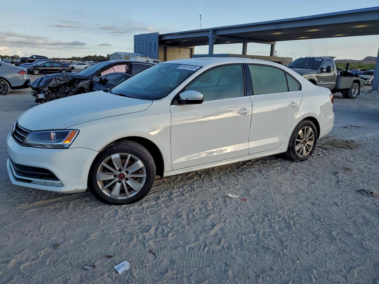 2016 VOLKSWAGEN JETTA