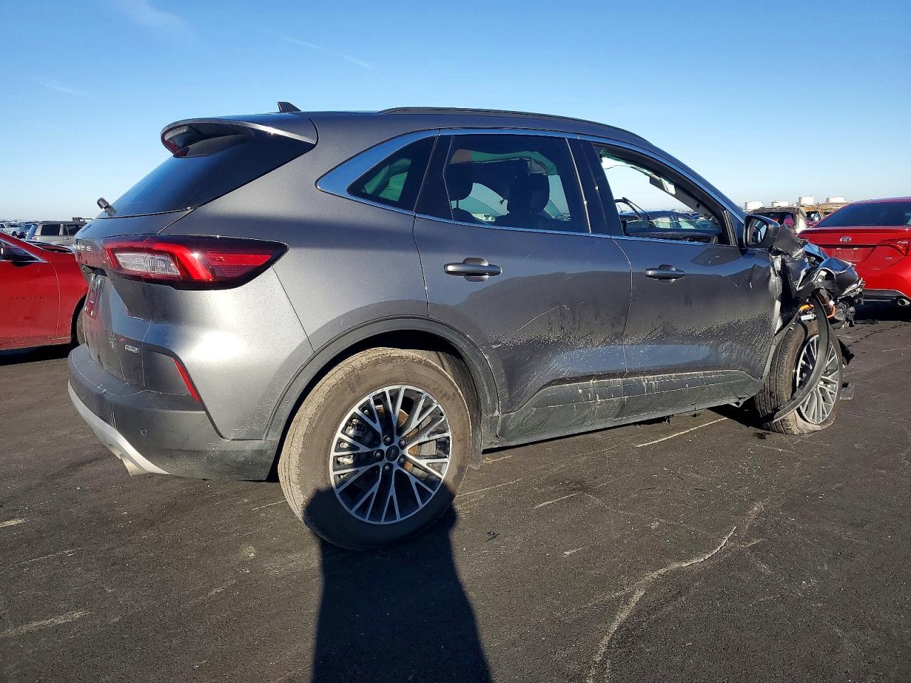 2025 FORD ESCAPE