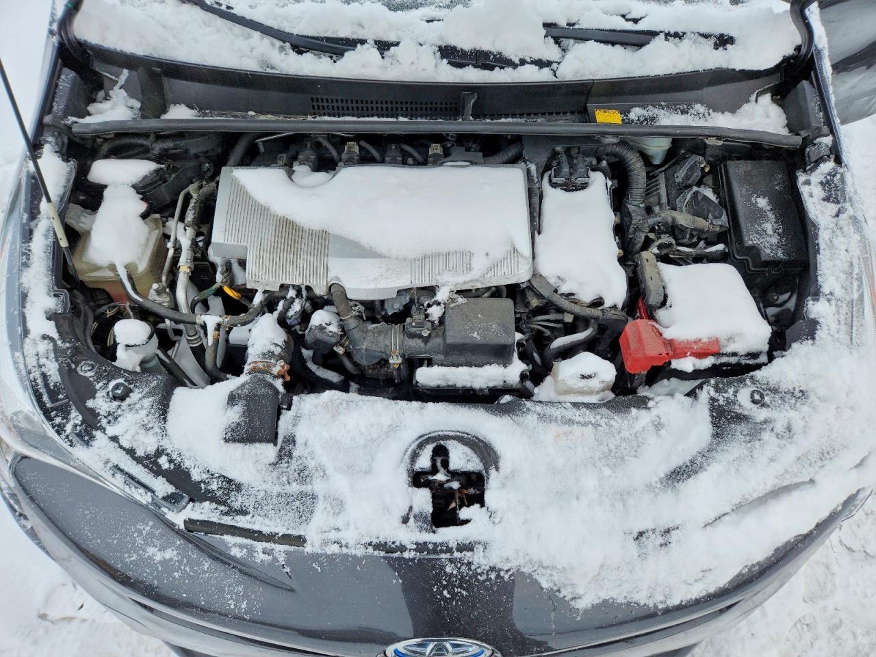 2016 TOYOTA PRIUS