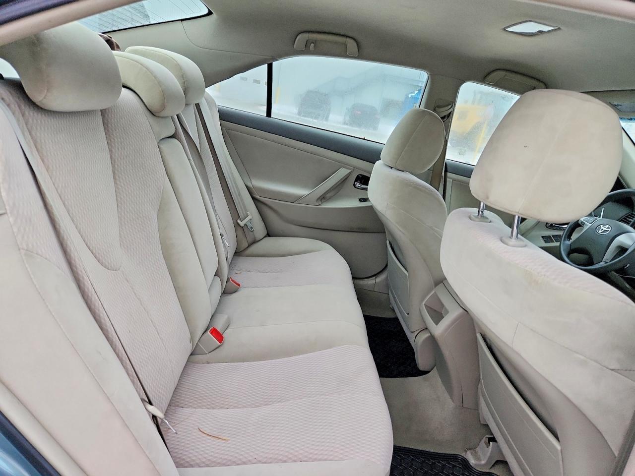 2011 TOYOTA CAMRY
