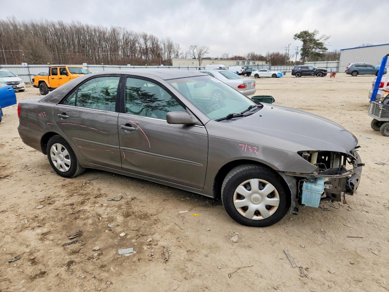 2004 TOYOTA CAMRY
