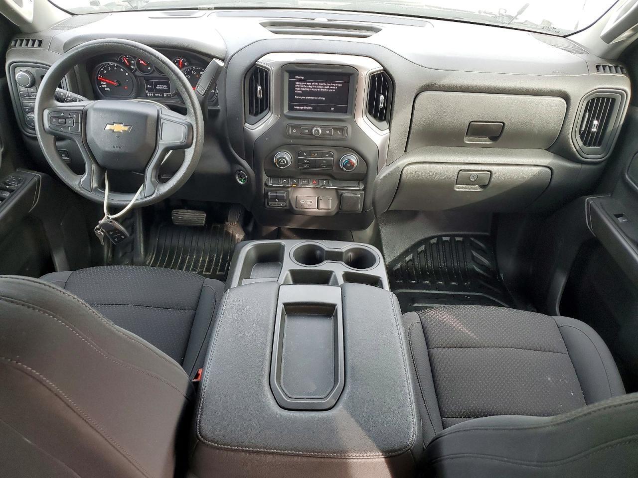2024 CHEVROLET Silverado