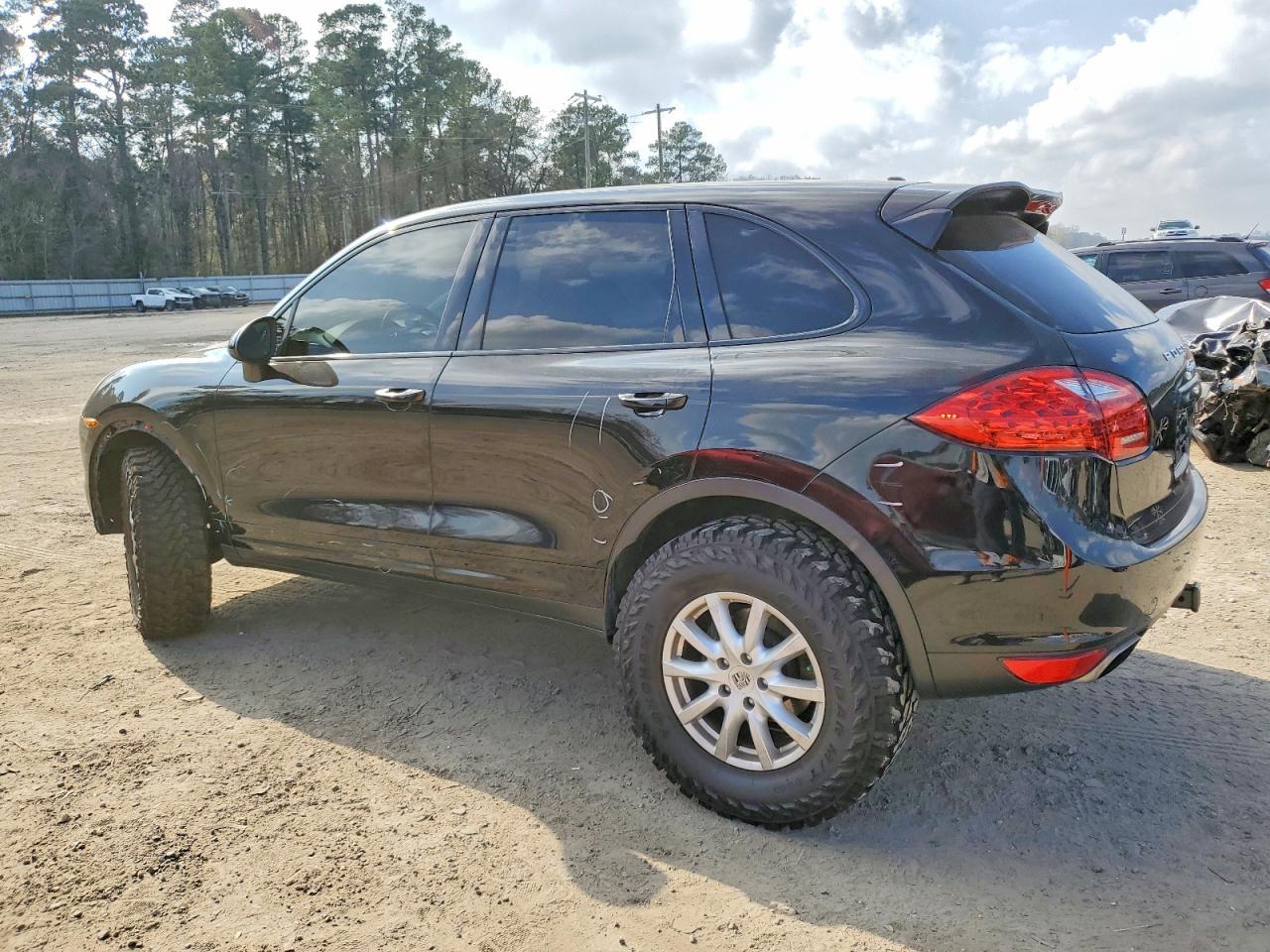2014 PORSCHE CAYENNE