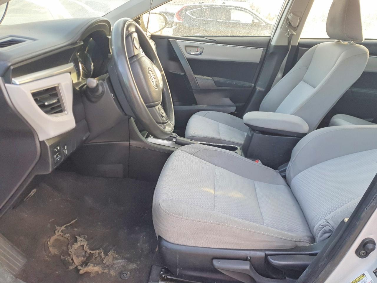 2015 TOYOTA COROLLA