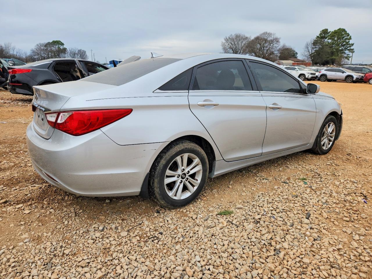 2013 HYUNDAI SONATA