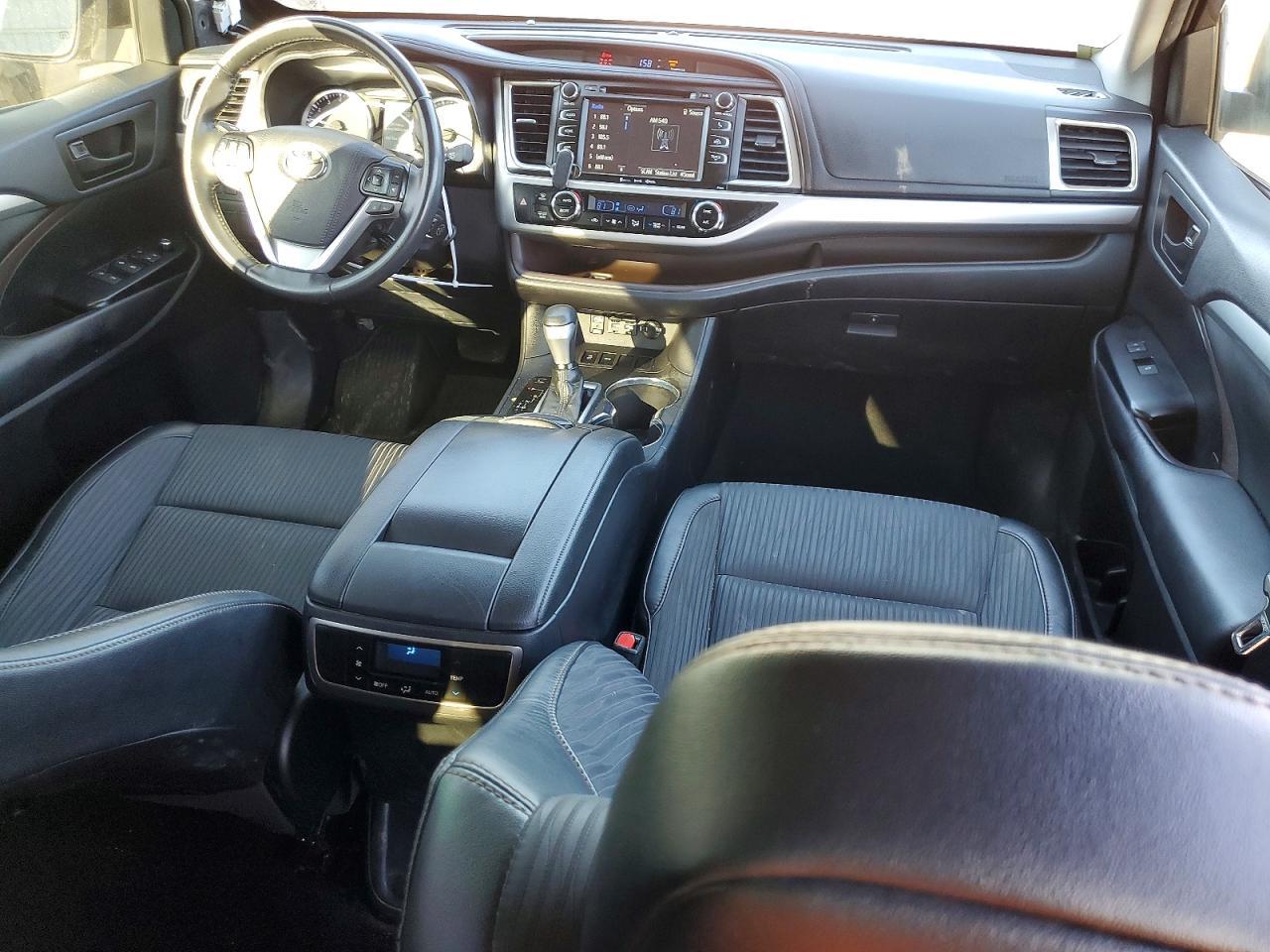 2019 TOYOTA HIGHLANDER
