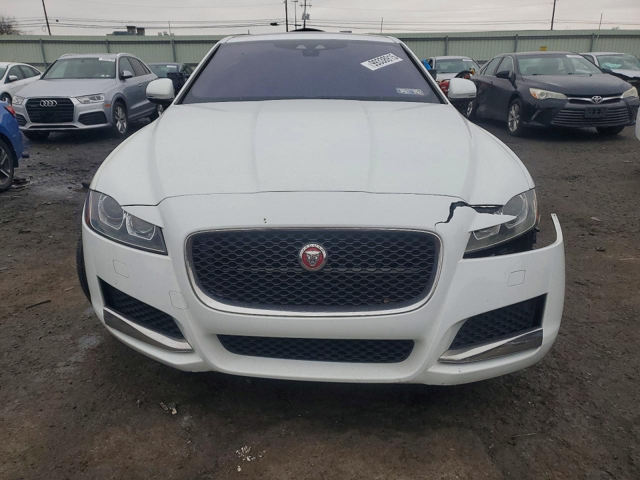2019 JAGUAR XF